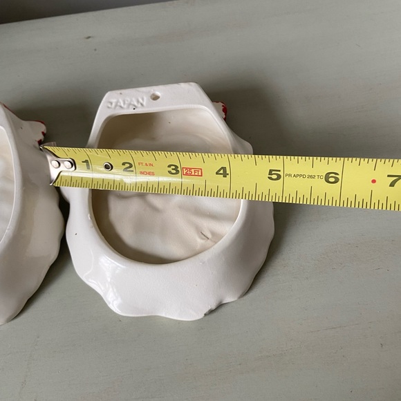 Vintage made in Japan ceramic Santa face wall hangings - Picture 8 of 11